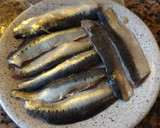 Foto del paso 1 de la receta: Lomos de sardinas con salsa de soja y jengibre fresco
