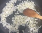 Foto del paso 1 de la receta: 640. Merluza a la marinera (principal pescado)
