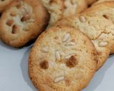Foto del paso 13 de la receta Cookies de chocolate blanco y piñones (sin gluten)