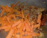 รูปขั้นตอนการทำที่ 3 ของ ผัดกะเพราไก่หมักพริกแห้ง