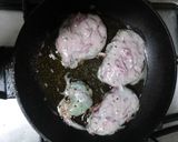 Foto del paso 2 de la receta: Buñuelos de Lombarda