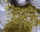 A picture of step 6 of Aaloo palak sev.