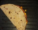 A picture of step 5 of Chappati grill sandwiches.