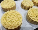 Hình bước làm 3 của món Bánh nướng nhân sữa dừa hạnh nhân
