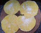 A picture of step 2 of Radish poori Murauri.