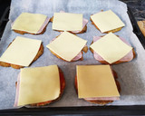 Foto del paso 2 de la receta: Milanesas de lomo con jamón de York y queso