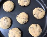 A picture of step 4 of Chocolate Chip cookie.