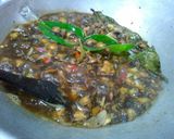 Foto langkah ke 8 dari resep Oseng kerang pedas manis.