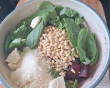 Une image de l'étape 1 de Sandwichs gaufres de carotte, tofu grillé et pesto de betteraves.