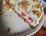 Málnás pisztáciás túrós mascarponés sütés nélküli torta!😊🍰 recept fázis 5 fotója