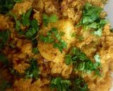 A picture of step 6 of Achari aloo gobhi.