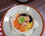 Foto langkah ke 4 dari resep Sop Matahari Kulit Pangsit.