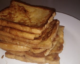 A picture of step 4 of Simple bread toast.