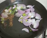 बची हुई रोटी का उपमा recipe step 2 photo