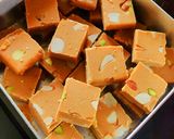A picture of step 5 of Besan burfi.