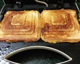 A picture of step 3 of Masala Potatoes Sandwich.