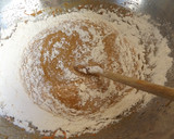Foto del paso 3 de la receta: Pan dulce bizcochado de nueces y zanahoria