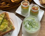 Foto langkah ke 1 dari resep Matcha Latte Ice Shaken.