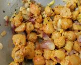 A picture of step 5 of Mung bean Curry.