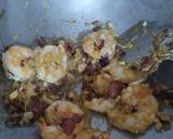 A picture of step 3 of Lemongrass shrimps prawns.