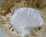Foto langkah ke 2 dari resep Cookies Oatmeal Sukade.
