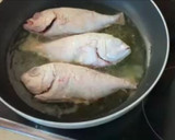 Foto del paso 2 de la receta: Pescado en mojo hervido