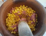 รูปขั้นตอนการทำที่ 1 ของ ทอดมันข้าวโพดหมูสับใส่กุ้ง