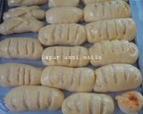 Foto langkah ke 5 dari resep Roti Manis Empuk di isi suka-suka.