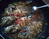 Foto langkah ke 7 dari resep Ikan Kuah Manis.