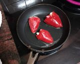 Foto del paso 3 de la receta: Pimientos rellenos en salsa