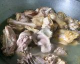Foto langkah ke 2 dari resep Ungkep ayam kampung pedas.