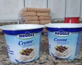 A picture of step 5 of Tiramisu.