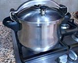 Foto del paso 7 de la receta: Alubias de Tolosa con codillo de cordero con especias nobles