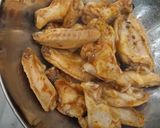 Ragacsos csirkeszárnyak recept fázis 6 fotója