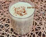 A picture of step 3 of Banana Dates Smoothie.