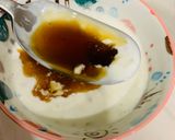 Hình bước làm 3 của món Salad cá hồi sốt sữa chua dễ không tưởng
