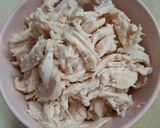 รูปขั้นตอนการทำที่ 1 ของ ลาบเห็ดย่างไก่ฉีก