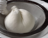 Foto del paso 3 de la receta: Queso fresco al pimentón