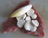 Une image de l'étape 5 de Sauté de veau farci au chicon (endive) et morazella.