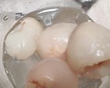 Foto langkah ke 3 dari resep Es Teh Leci Rasa Resto.