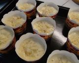 Foto langkah ke 5 dari resep Cheese Hongkong Sponge Cake.