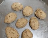 A picture of step 3 of Kashmiri Rotis.