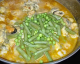 Foto del paso 1 de la receta: Fideguá con gambas y mejillones