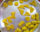 A picture of step 6 of Semolina fries.