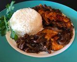 Foto del paso 14 de la receta: Pechuga de Pollo con Cebollas Caramelizadas y Arroz
