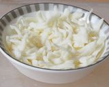 A picture of step 1 of French Onion Soup.