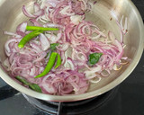 சைவ மீன் குழம்பு(வாழைக்காய்) ரெசிபி ஸ்டேப் 2 புகைப்படம்