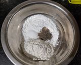 A picture of step 3 of Bread Sandwich Coin.