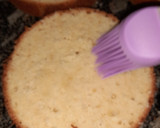 Foto del paso 4 de la receta: Bizcochuelo fácil para decoración de tortas