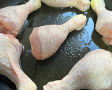 Foto del paso 1 de la receta: Pollo en salsa